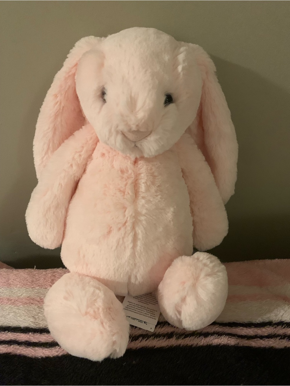 Plush Pink Bunny Stuffed Animal - Soft Cuddly Rabbit Toy jellycat bashful pink